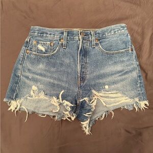 Levi’s 501 Distressed Denim Jean Shorts 28W